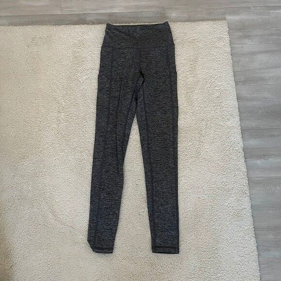 aerie leggings heather gray with side pockets - Picture 3 of 4